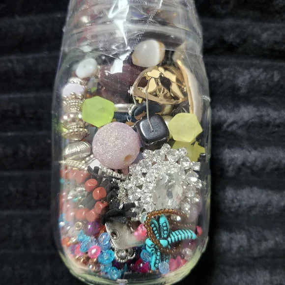 Jewelry Jar Vintage Cameo and Bead Collection in Glass Jar - Picture 2 of 4